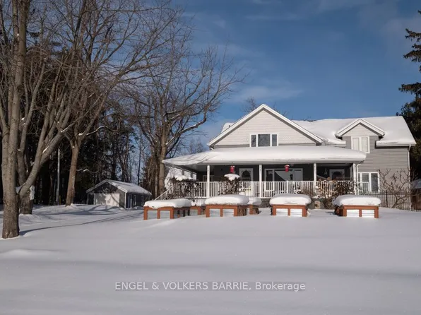 112 Lakeshore Rd W, Oro Medonte, ON L0L 2E0