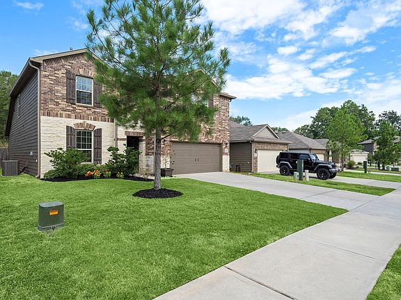 3rd image of 4210 Amber Ruse Dr