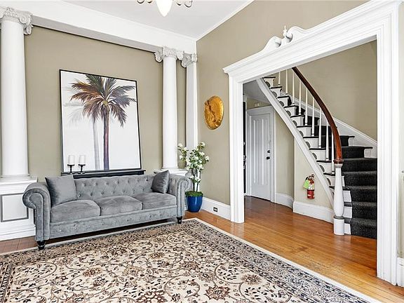 4th image of 36 Kay St APT 5