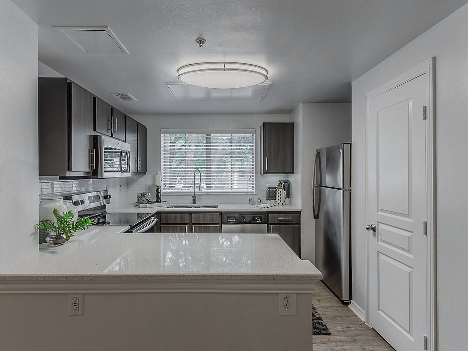Clean Lines, Crisp Finishes