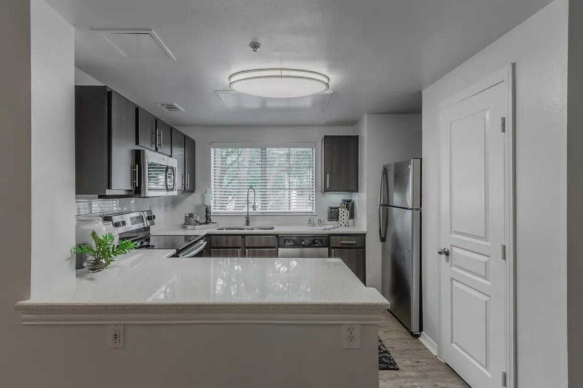 Clean Lines, Crisp Finishes