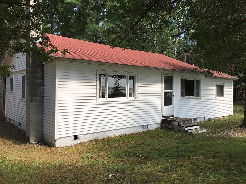1st image of 886 E Huron