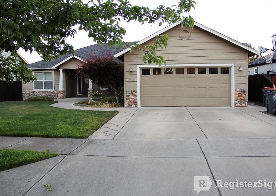 1st image of 3263 Ford Dr