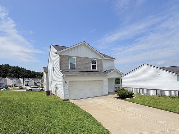 2nd image of 506 Amelia Ct