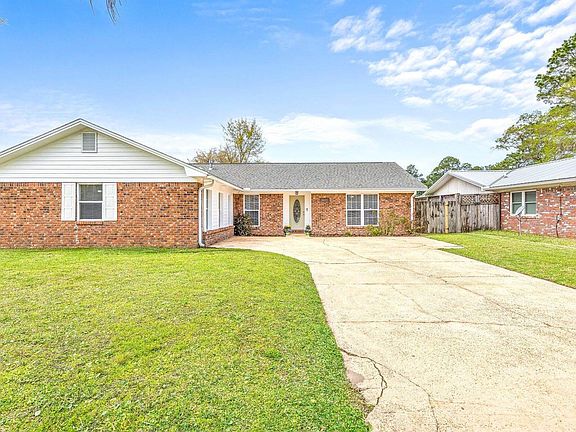 3rd image of 1622 Date Palm Dr