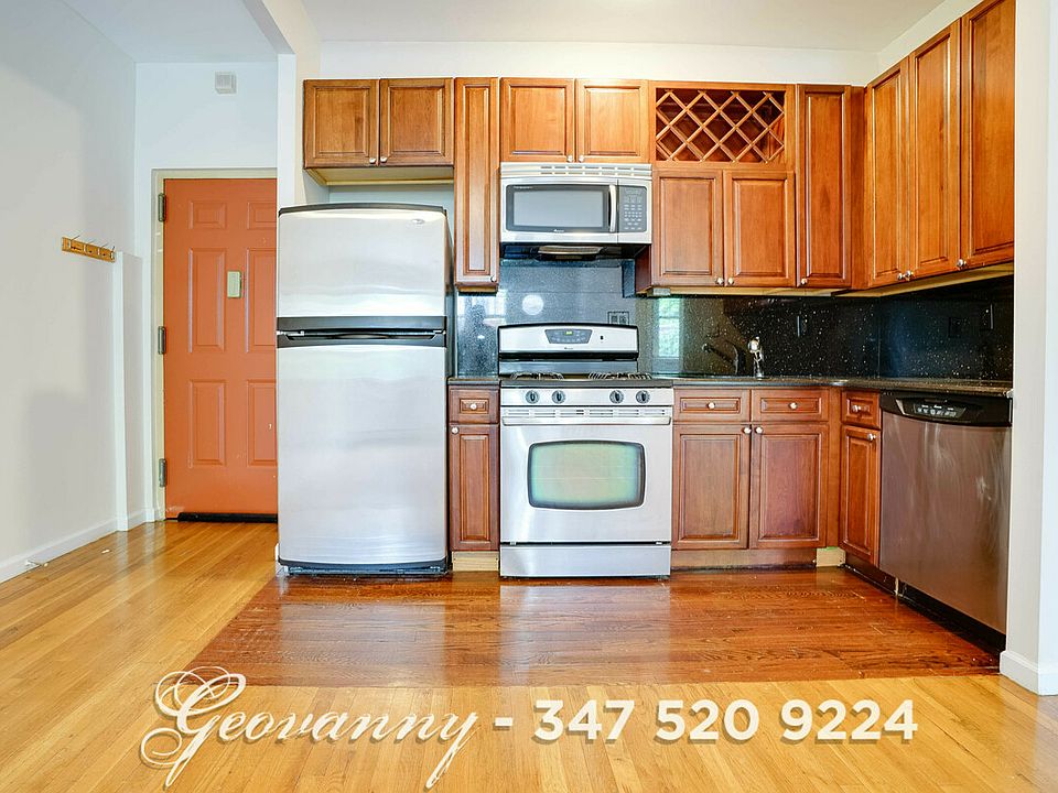 1st image of 370 Menahan St #A1r