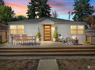 7911 18th Ave SW, Seattle, WA 98106