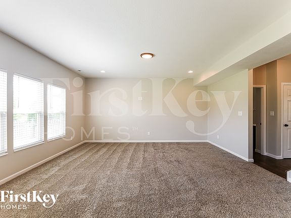 3rd image of 5593 W Woodhaven Dr