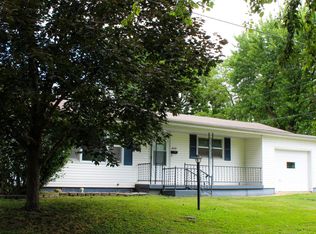 409 E Freeman St, Bolivar, MO 65613