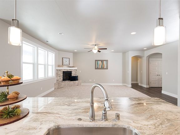 5th image of 4903 Bighorn Dr