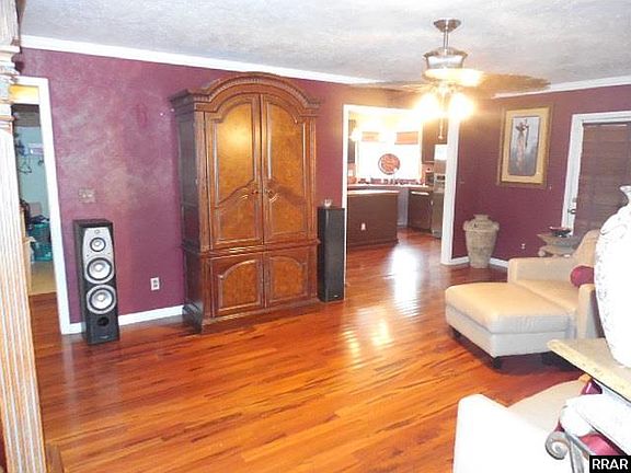 5th image of 816 Mosswood Dr