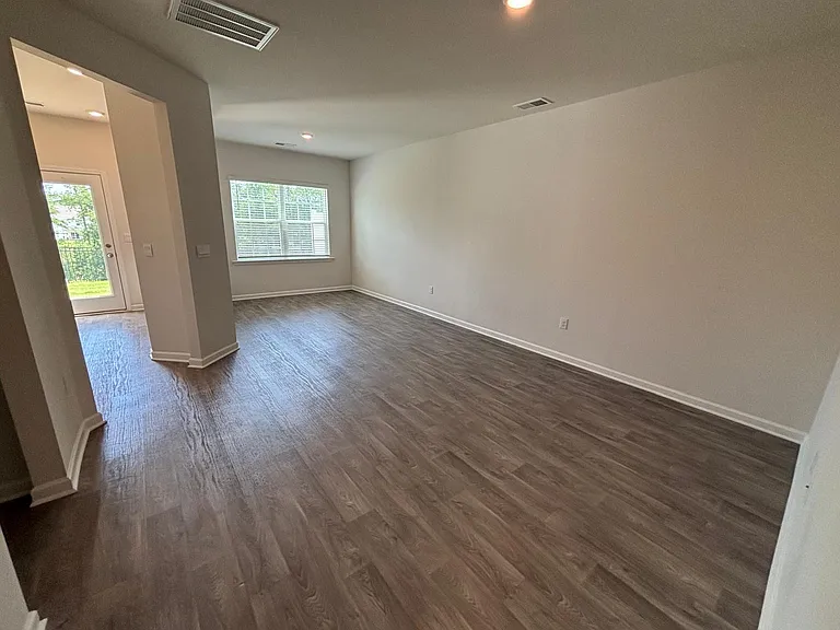 371 David Hill Dr — Photo 17