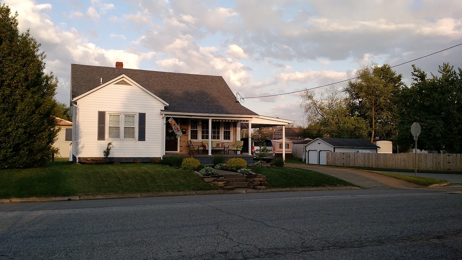 1704 12th St photo 1