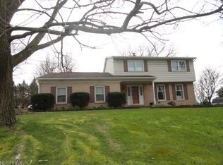 604 Lorena St SW, North Canton, OH 44720