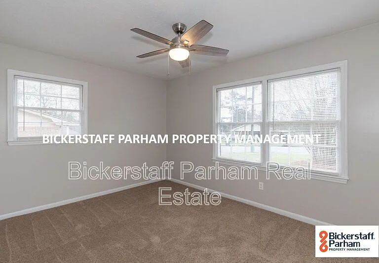 2395 Agnes Dr — Photo 15