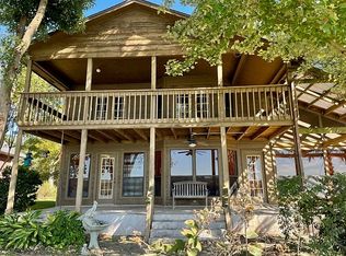 221 La Costa Dr, Montgomery, TX 77356