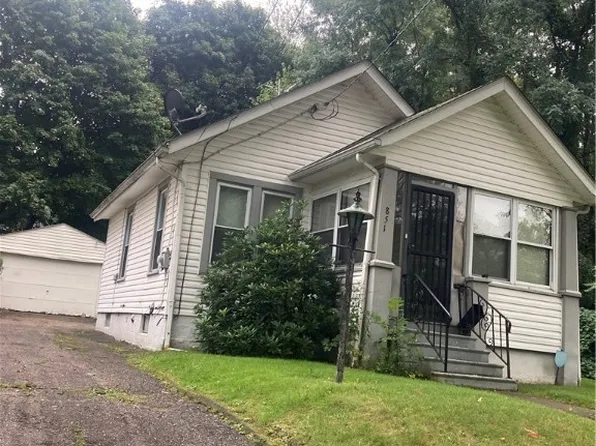 851 Springdale St, Akron, OH 44310