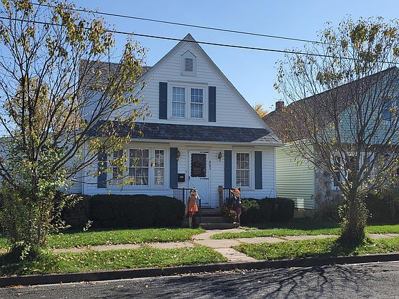 2nd image of 803 Orange St