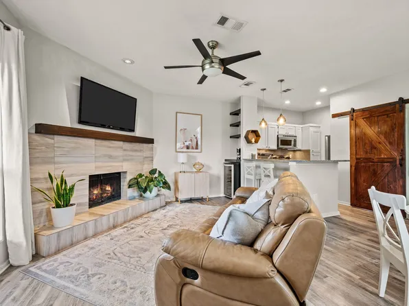 5740 Martel Ave APT A13, Dallas, TX 75206