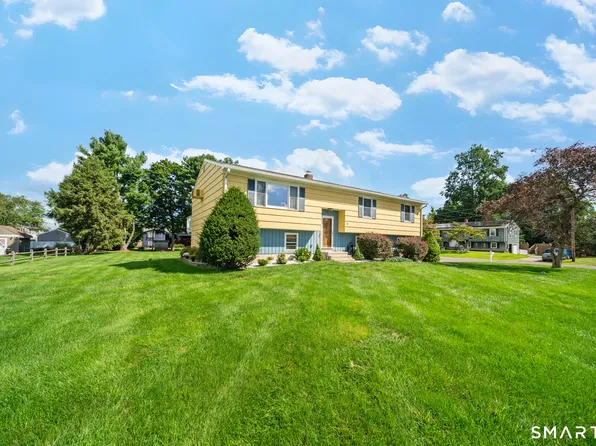2 Ellen Drive, Beacon Falls, CT 06403
