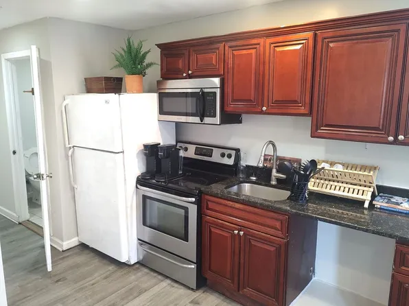 18th St N 2144, 2144 N 18th St #2, Philadelphia, PA 19121