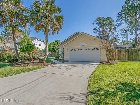 3rd image of 2041 Tanners Green Way