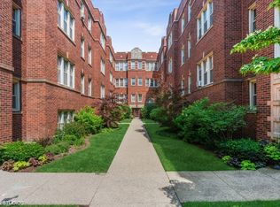 242 S Maple Ave APT 1E, Oak Park, IL