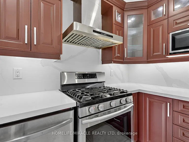 88 Reed Dr — Photo 14