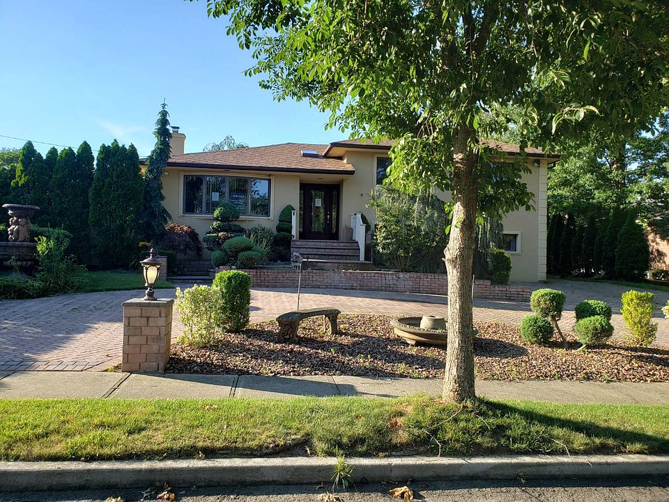 1st image of 7 Larch Dr