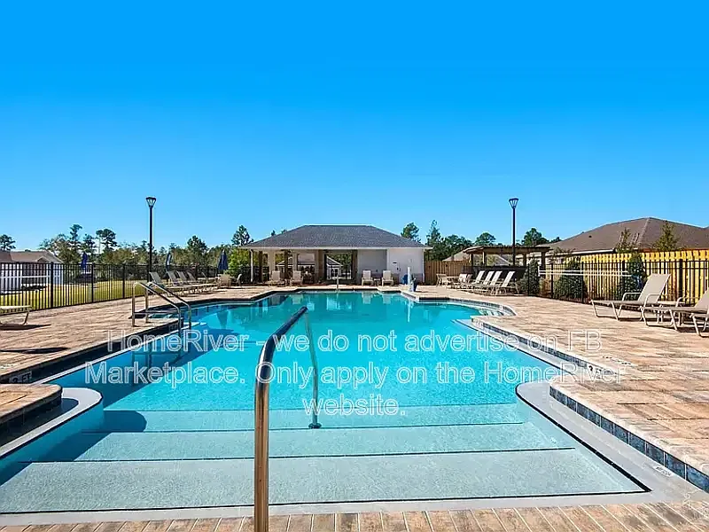 3 bed, 2.0 bath, 1697 sqft, $2,295 — Photo 4