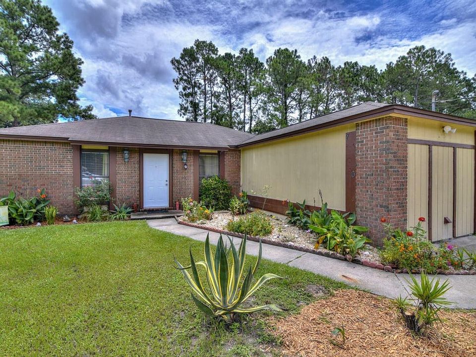 1st image of 730 Joan Ln