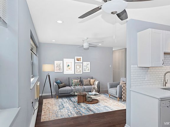 4th image of 5920 N Kenmore Ave APT 223