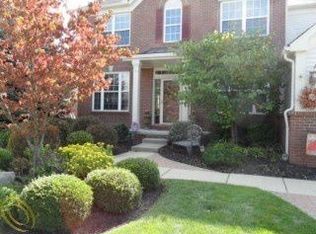 290 Franklin Wright Blvd, Lake Orion, MI 48362