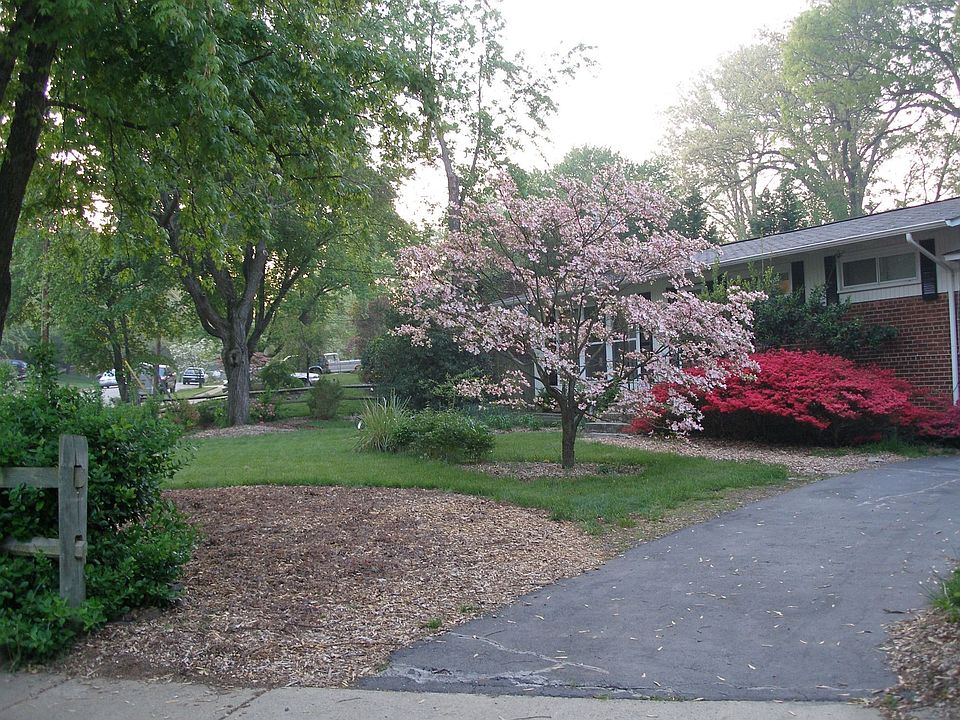 7509 Brad St. Corner House