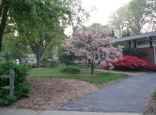 7509 Brad St, Falls Church, VA 22042