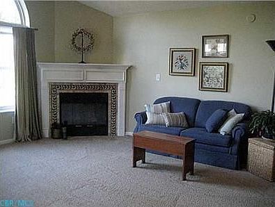 3rd image of 4338 Bridgelane Pl