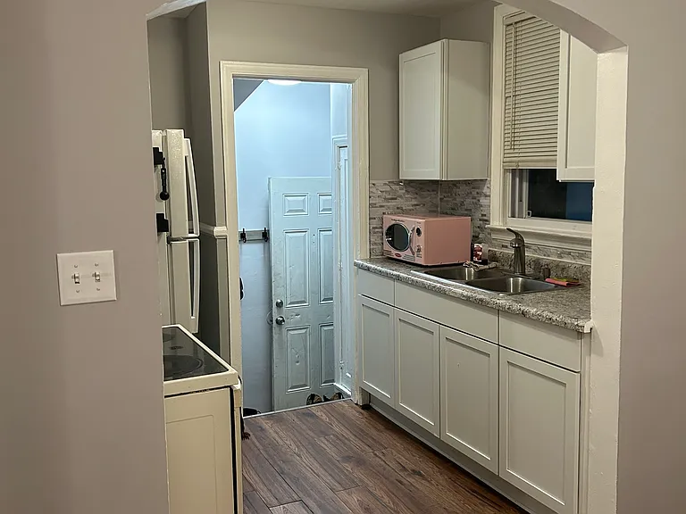 16716 Stahelin Ave — Photo 5