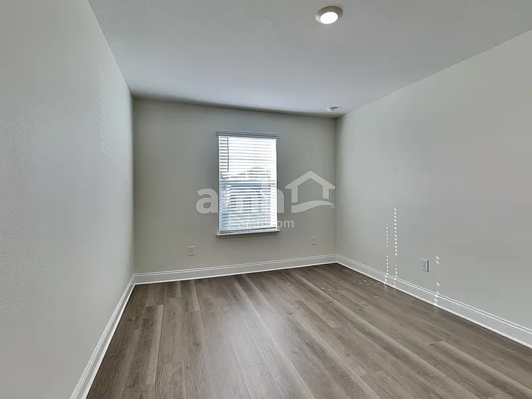 1040 Grafton Ridge Dr — Photo 25
