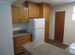 2081 Young St APT 4, Honolulu, HI 96826