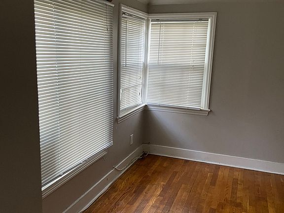 3rd image of 246 Newton Ave #2