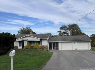 16 Wild Cherry Dr, Little Compton, RI 02837