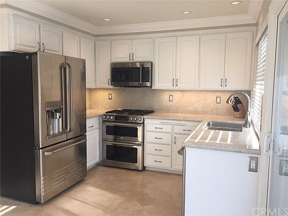4th image of 5105 Hampton Ct