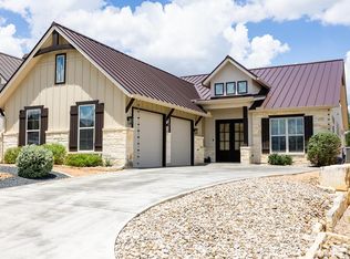 1011 Comanche Hls, Kerrville, TX 78028