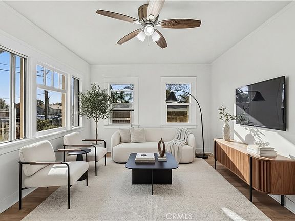 5th image of 230 E Wilson St