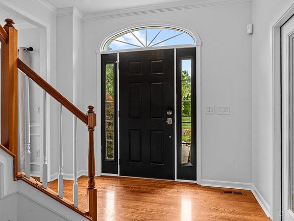4th image of 1137 Thistle Ln