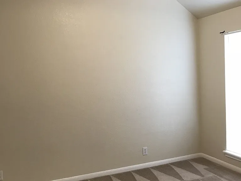 2520 Crested Hts — Photo 9