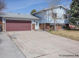 242 Bent Ave, Cheyenne, WY 82007