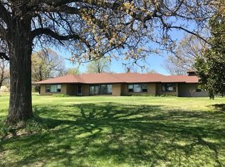 632 S Neosho Blvd, Neosho, MO 64850