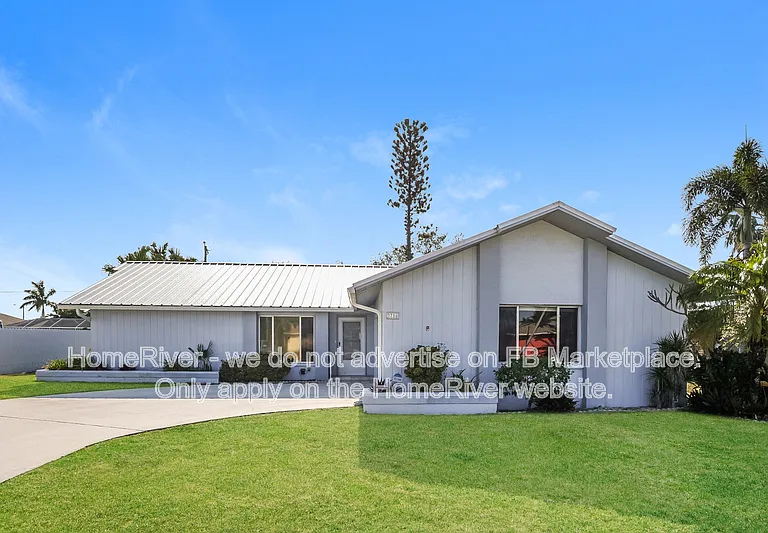 3716 SW 6th Pl — Photo 15