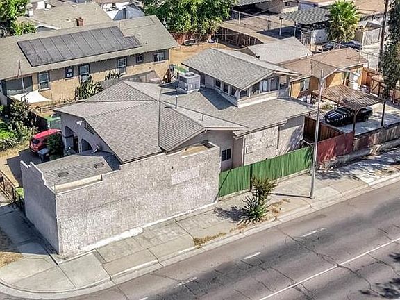 4th image of 326 N 1st St